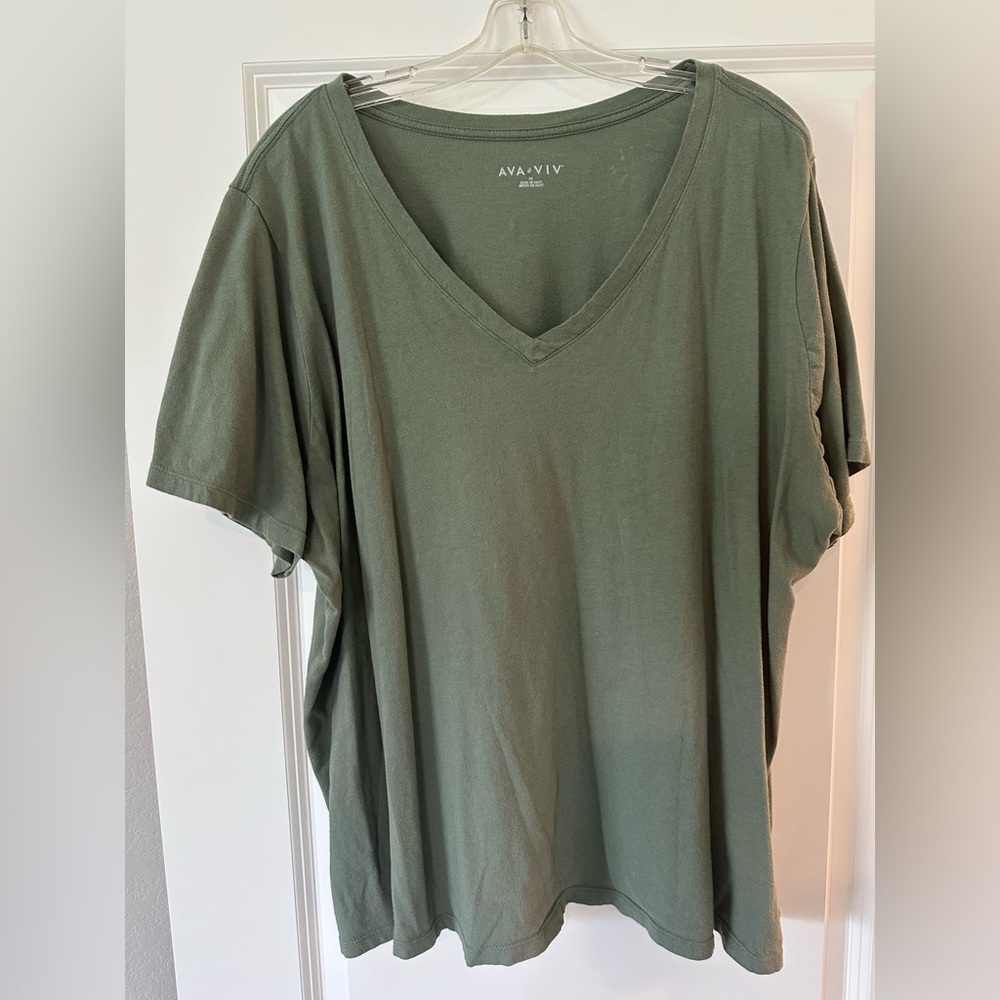 💚Ava & Viv Olive Green V-Neck Top